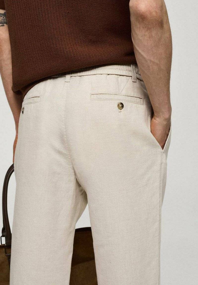 Mango Mango ROMELINO - Trousers - ecru Muttertagsangebot