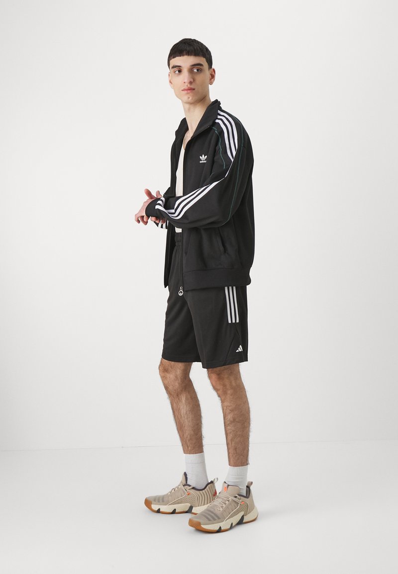 adidas Performance adidas Performance 3 STRIPES SHORT - Sports shorts Neueste Stile