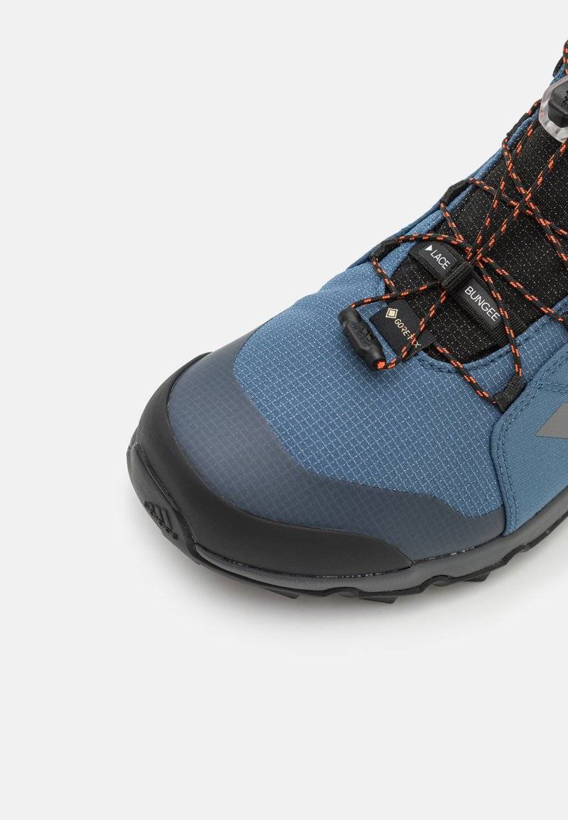 Adidas Terrex Adidas Terrex TERREX MID GORE-TEX® HIKING - Hiking shoes Schlussverkauf