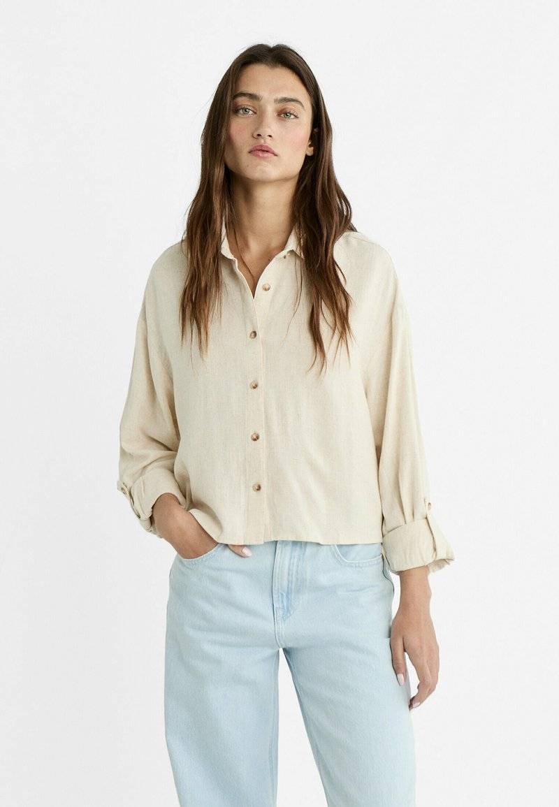 Stradivarius Stradivarius Button-down blouse - stone 50% Rabatt mit kostenlosem Versand
