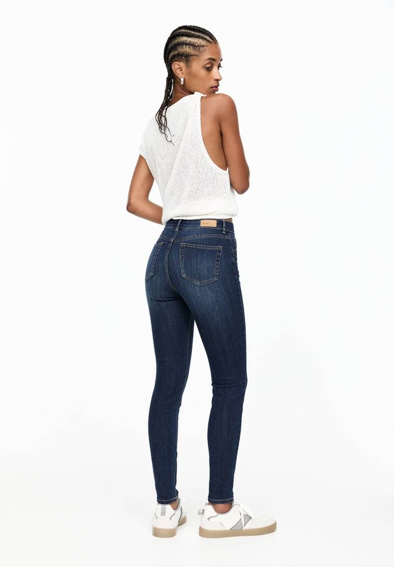 PULL&BEAR PULL&BEAR MID-RISE - Jeans Skinny Fit - dark blue Im Verkauf