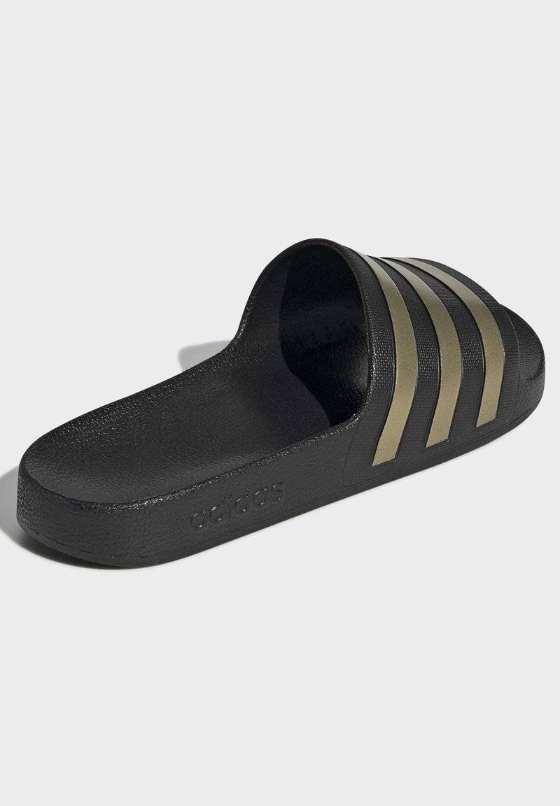 adidas Sportswear adidas Sportswear ADILETTE AQUA - Pool slides - core black gold met core black Günstig kaufen