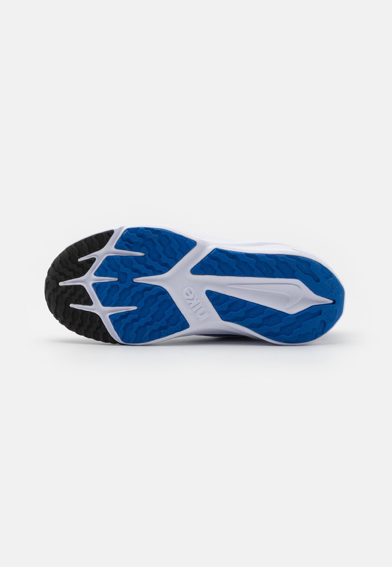 Nike Performance Nike Performance STAR RUNNER - Competition running shoes Osterangebot