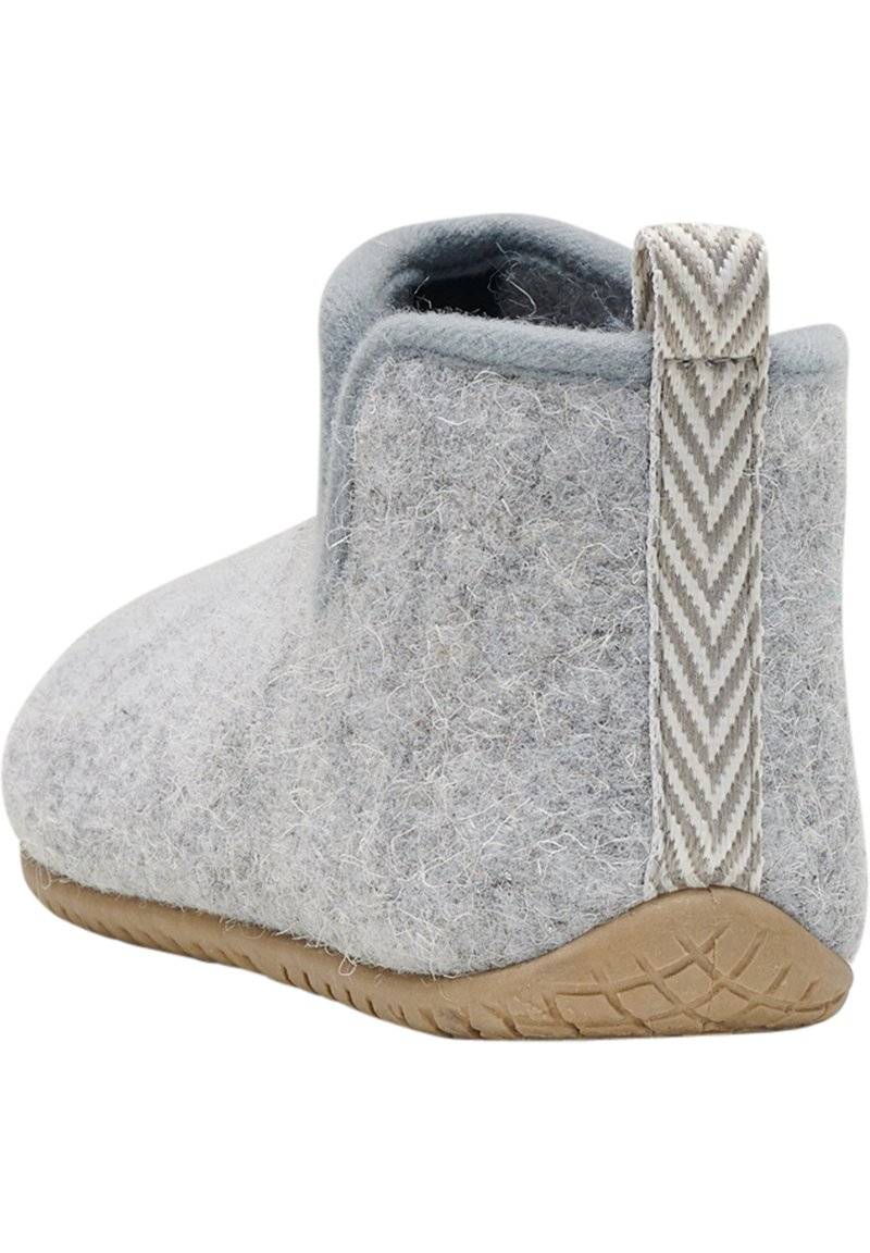 Hummel Hummel Slippers - grey Zeitlich begrenztes Angebot