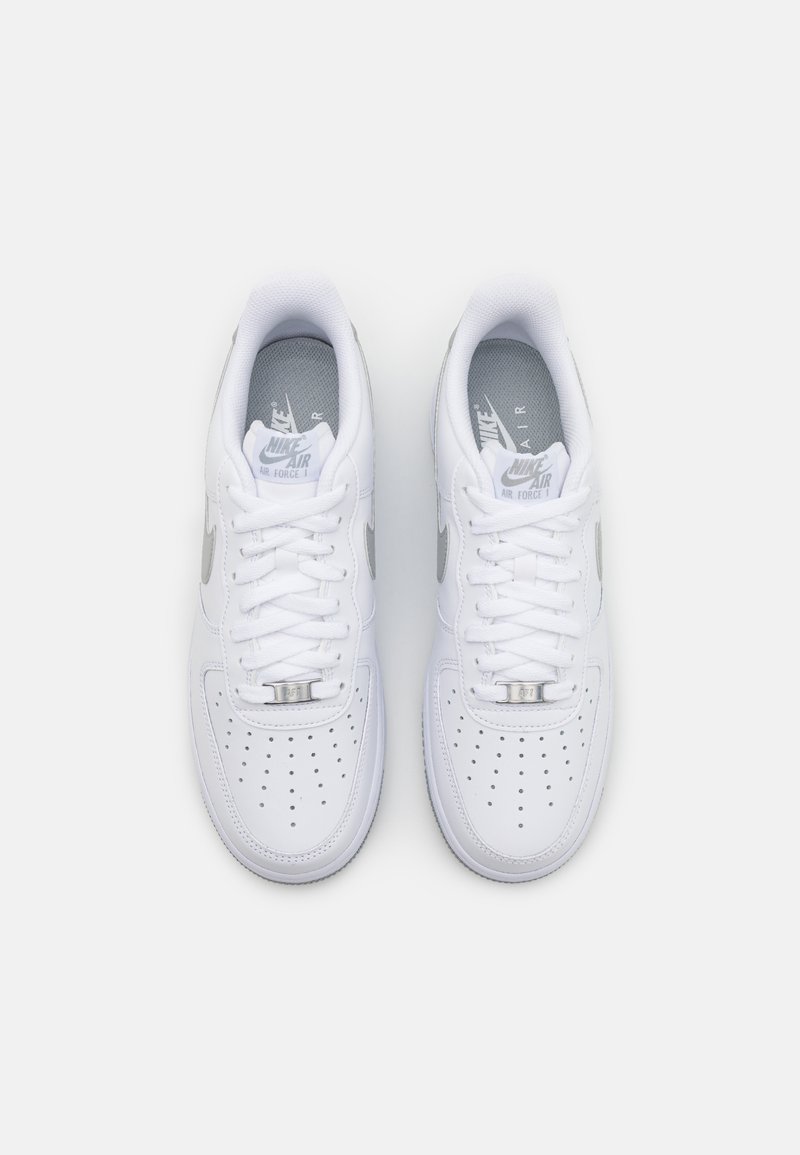 Nike Sportswear Nike Sportswear AIR FORCE 1 '07 - Trainers Sonderangebote