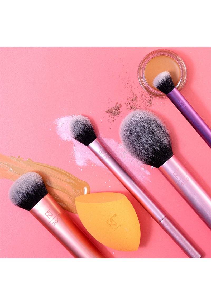Real Techniques Real Techniques EVERYDAY ESSENTIALS SET - Makeup brush set Bis zu 60% Rabatt