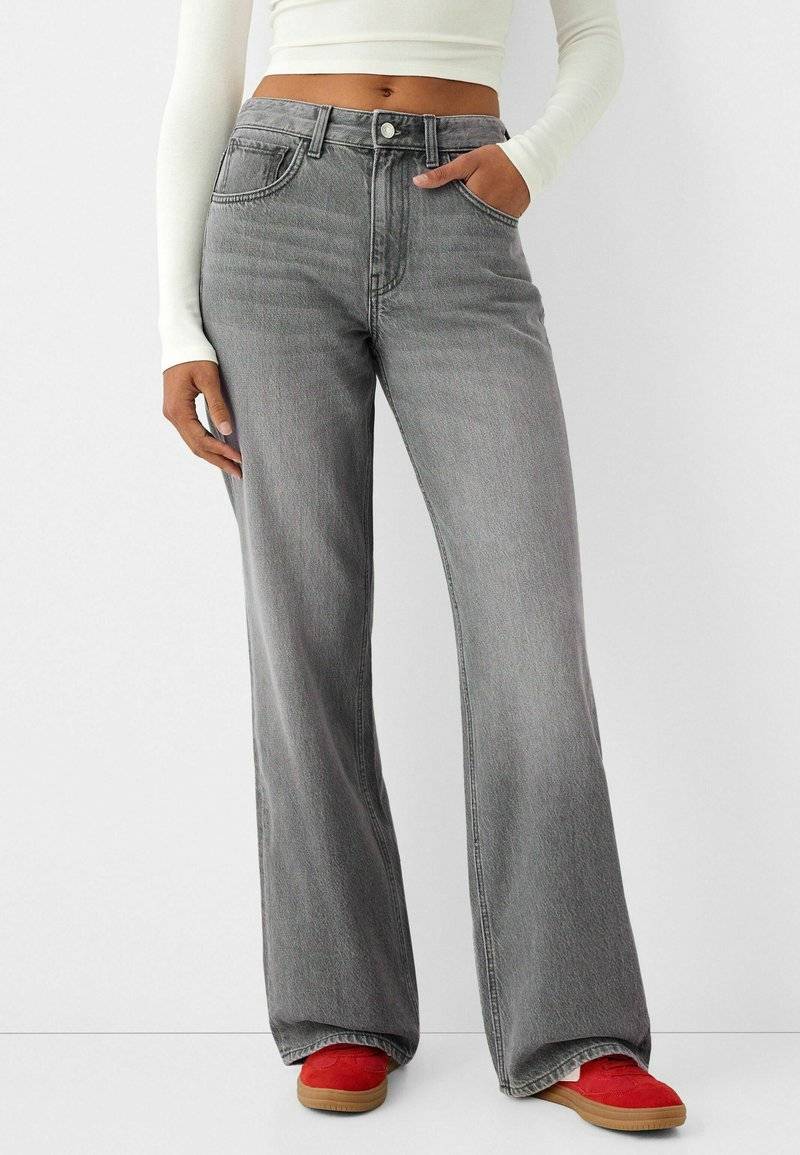 Bershka Bershka Flared Jeans - mottled dark grey Angebote