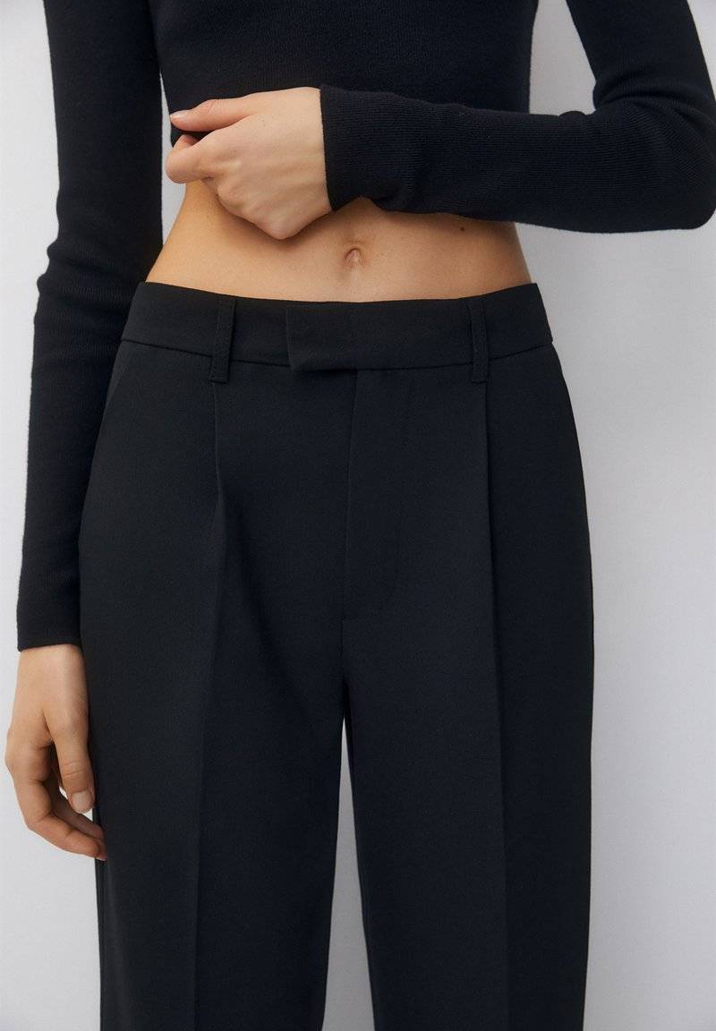PULL&BEAR PULL&BEAR DARTED SMART - Trousers - black Blitzverkäufe