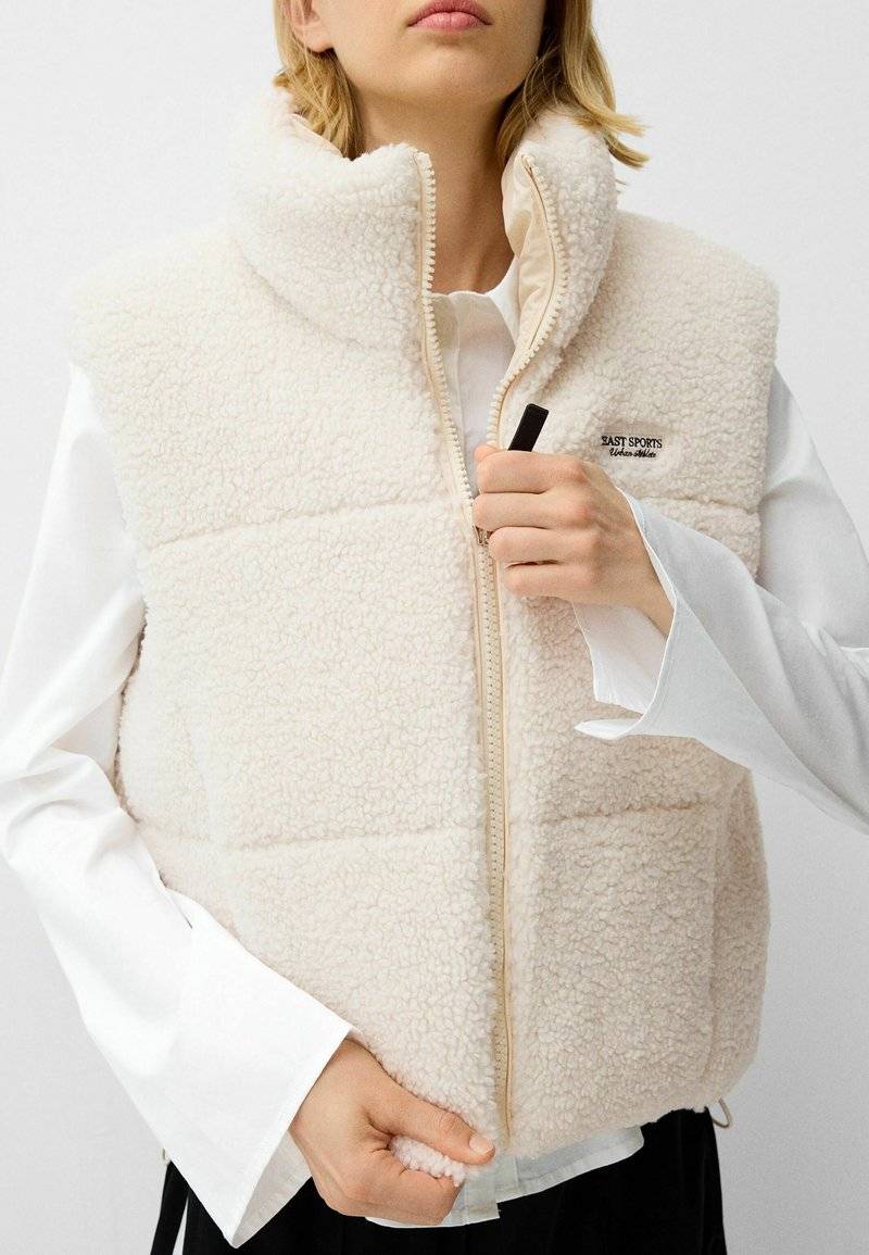 Bershka Bershka REVERSIBLE - Waistcoat - white Limitierter Zeitrabatt