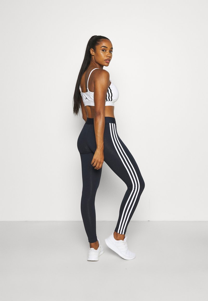 adidas Sportswear adidas Sportswear 3 STRIPES - Leggings Tägliche Deals