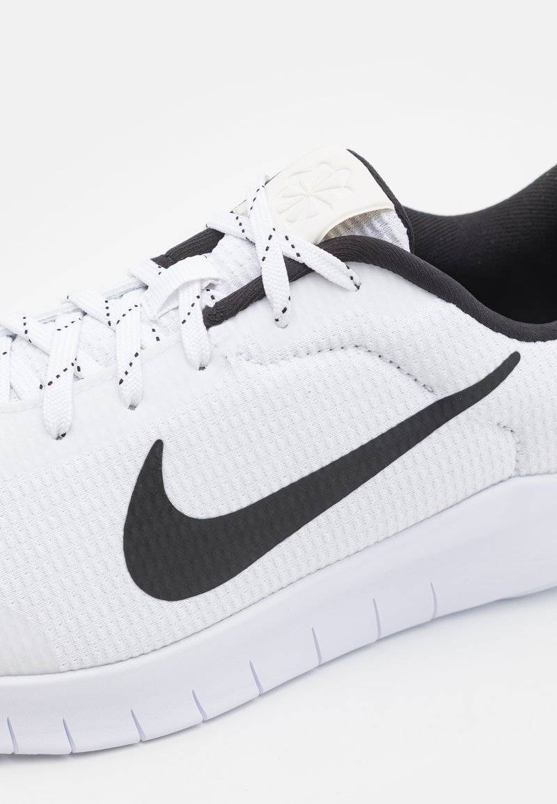 Nike Performance Nike Performance FLEX EXPERIENCE RN 12 - Competition running shoes Begrenztes Angebot
