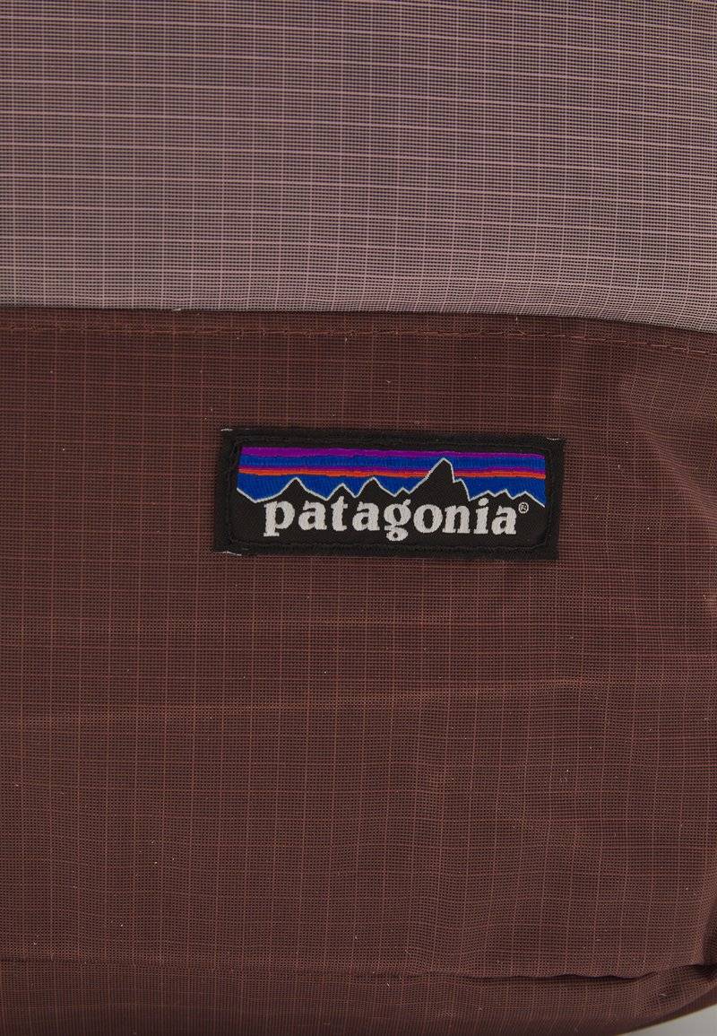 Patagonia Patagonia ULTRALIGHT BLACK HOLE TOTE PACK UNISEX - Sports bag - dulse mauve Valentinstagsangebot