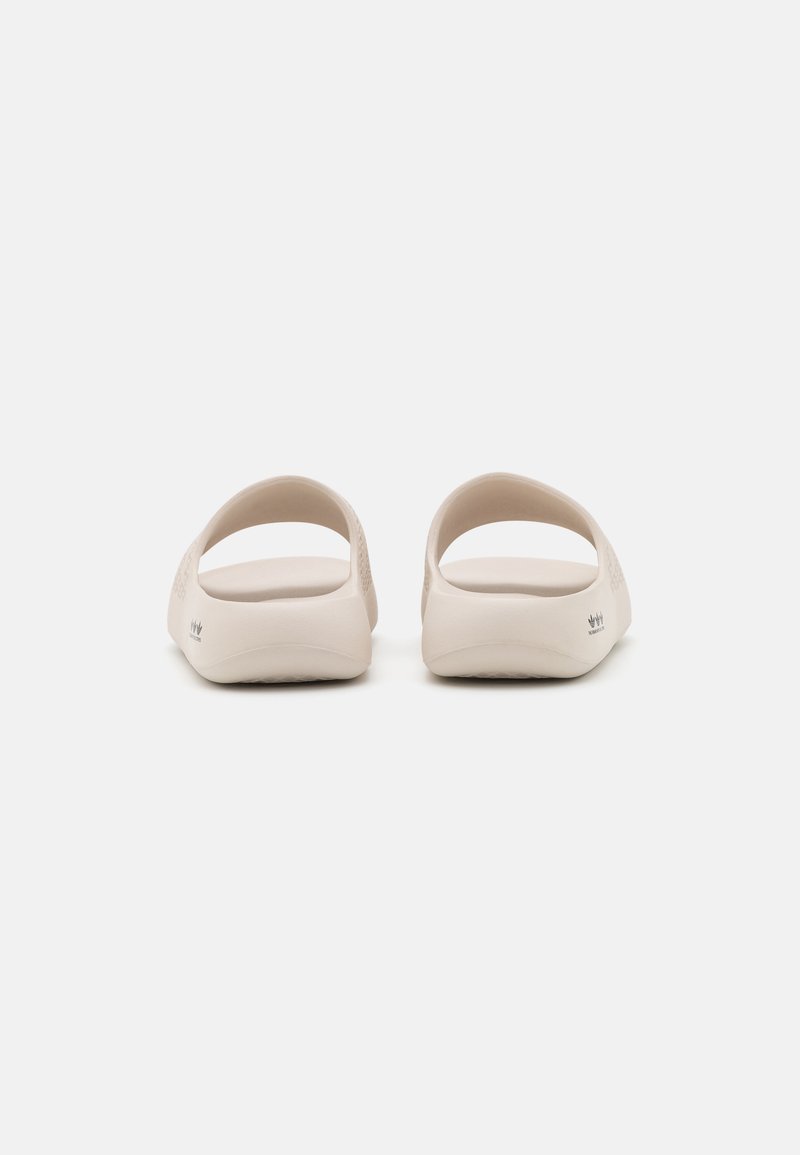 adidas Originals adidas Originals ADILETTE AYOON - Mules - beige Wochenangebot