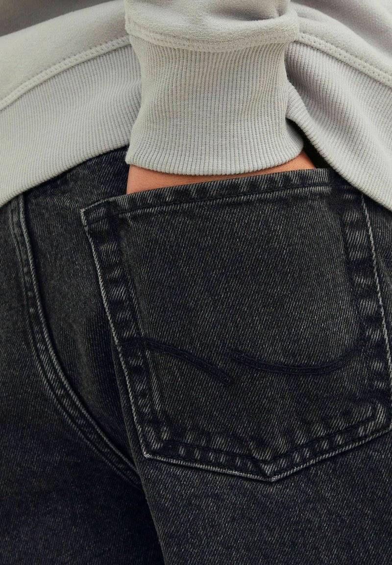 Jack & Jones Junior Jack & Jones Junior ALEX ORIGINAL MF BAGGY - Flared Jeans - black denim Rabatt