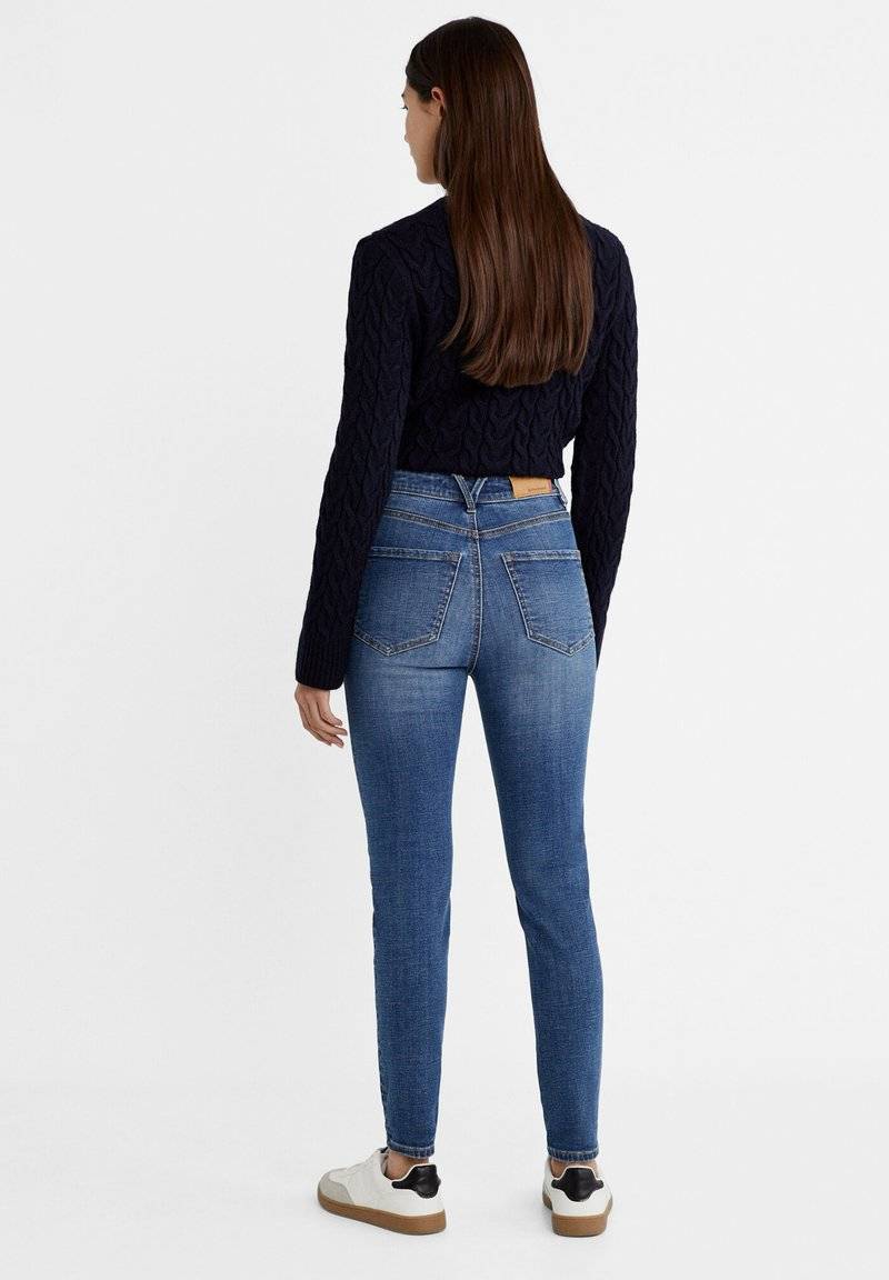 Stradivarius Stradivarius MIT SEHR HOHEM BUND - Jeans Skinny Fit - blue denim Flash Sale