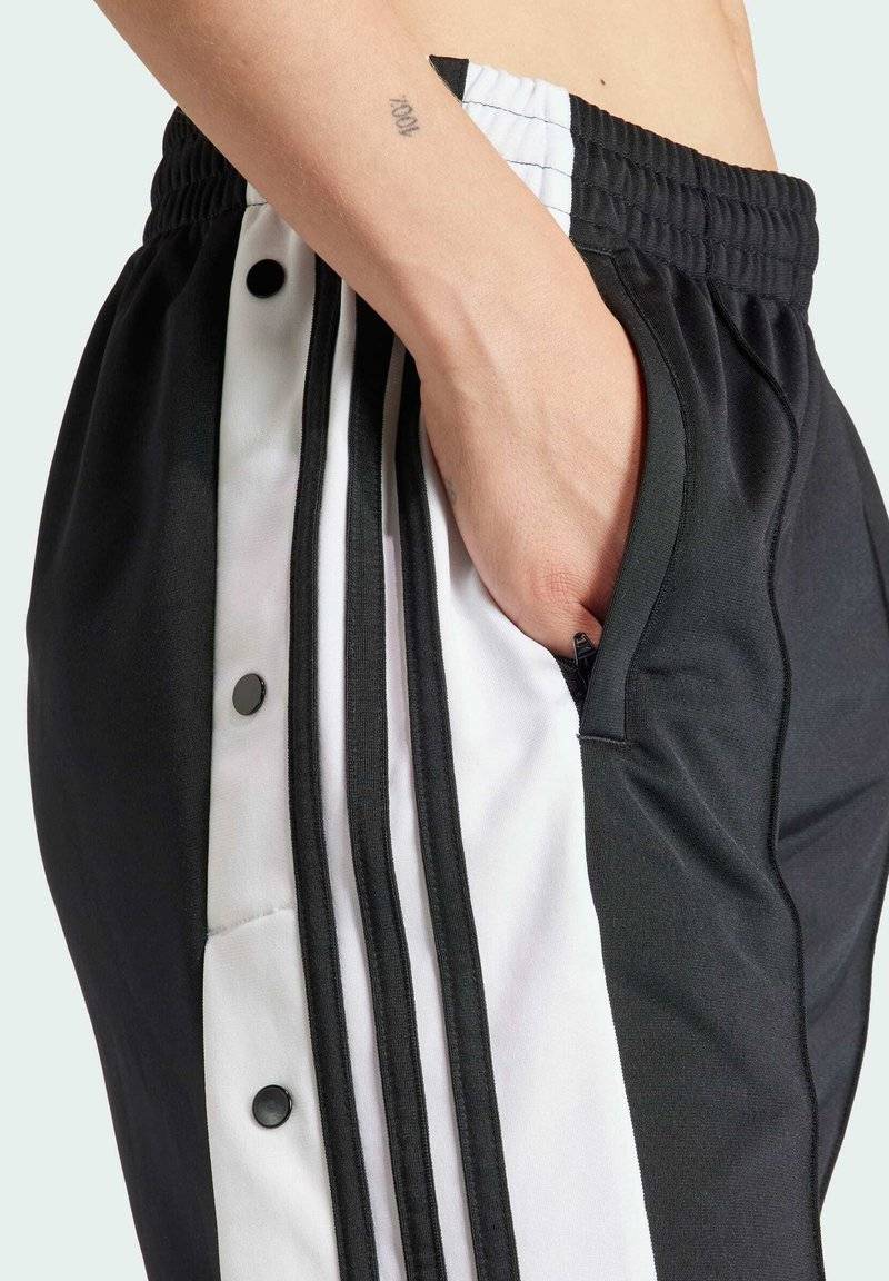 adidas Originals adidas Originals BREAK - Tracksuit bottoms - black Riesige Ersparnisse