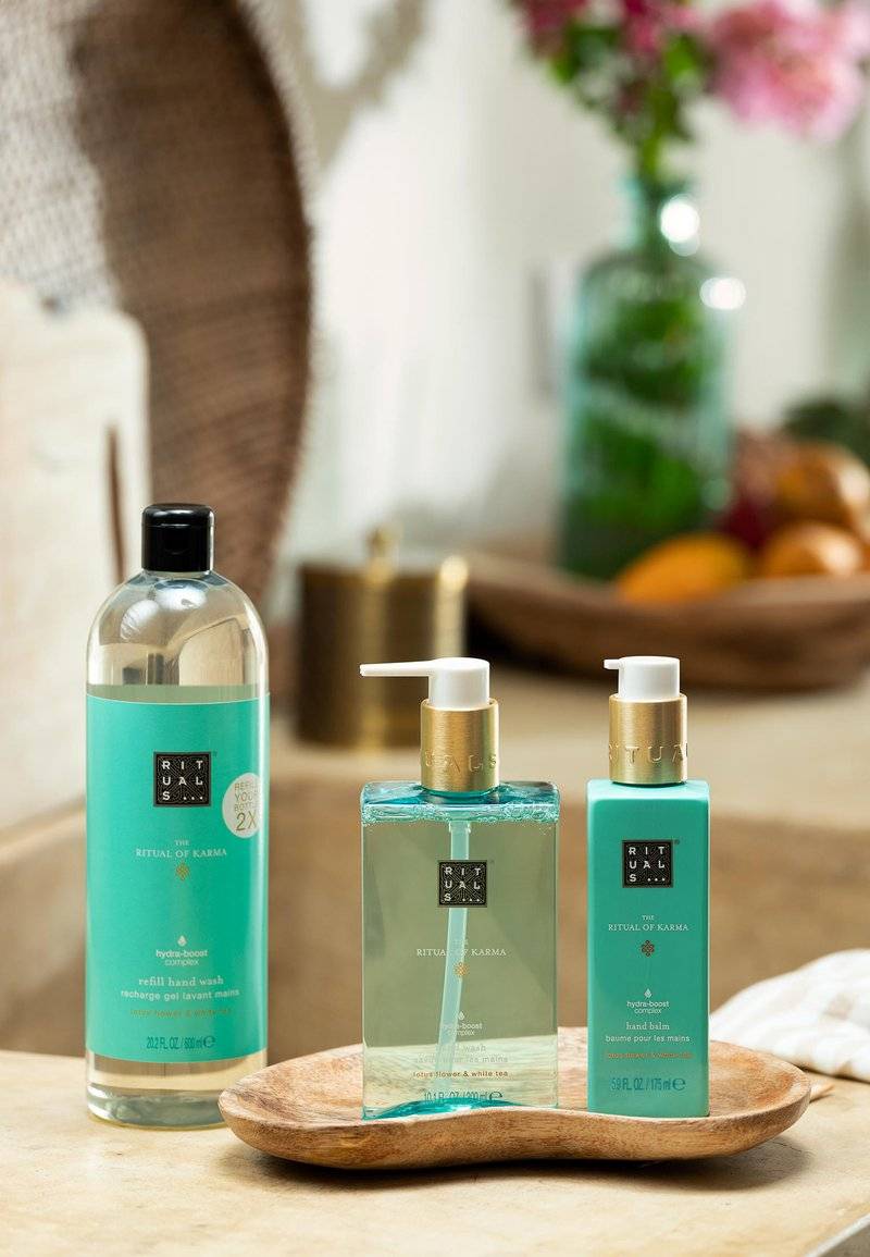 Rituals Rituals HAND WASH THE RITUAL OF KARMA - DELICATELY SWEET - LOTUS & WHITE TEA - Liquid soap zollfrei