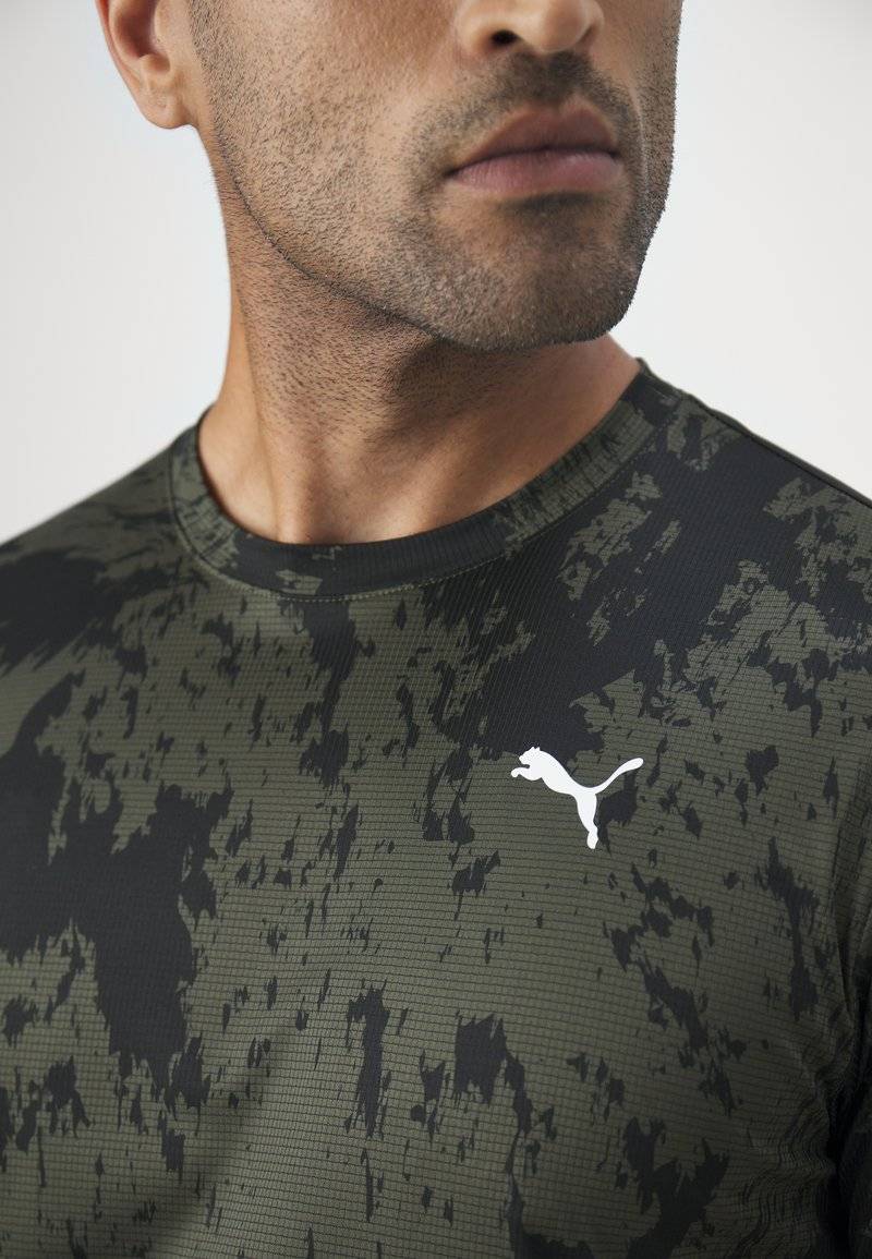 Puma Puma TRAIN ALL DAY TEE - Print T-shirt - dark olive Flash Sale