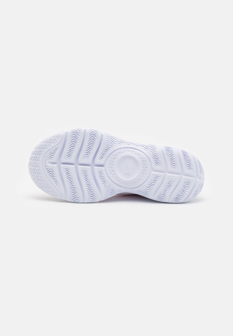 Nike Performance Nike Performance FLEX 3 - Competition running shoes Preisnachlass
