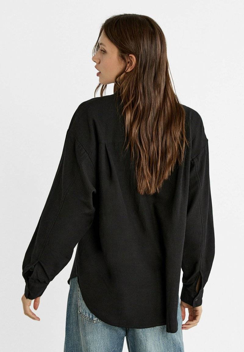 Stradivarius Stradivarius RUSTIKALES DAILY - Button-down blouse - black Große Rabatte