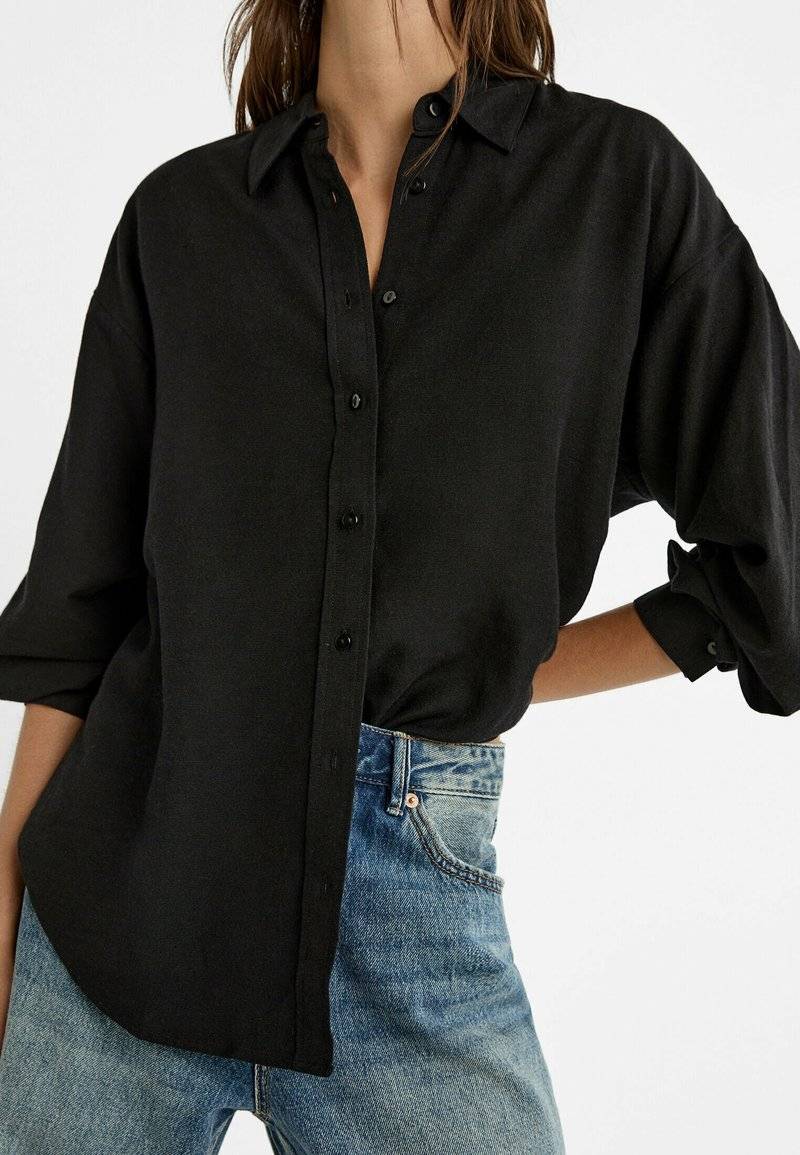 Stradivarius Stradivarius RUSTIKALES DAILY - Button-down blouse - black Große Rabatte