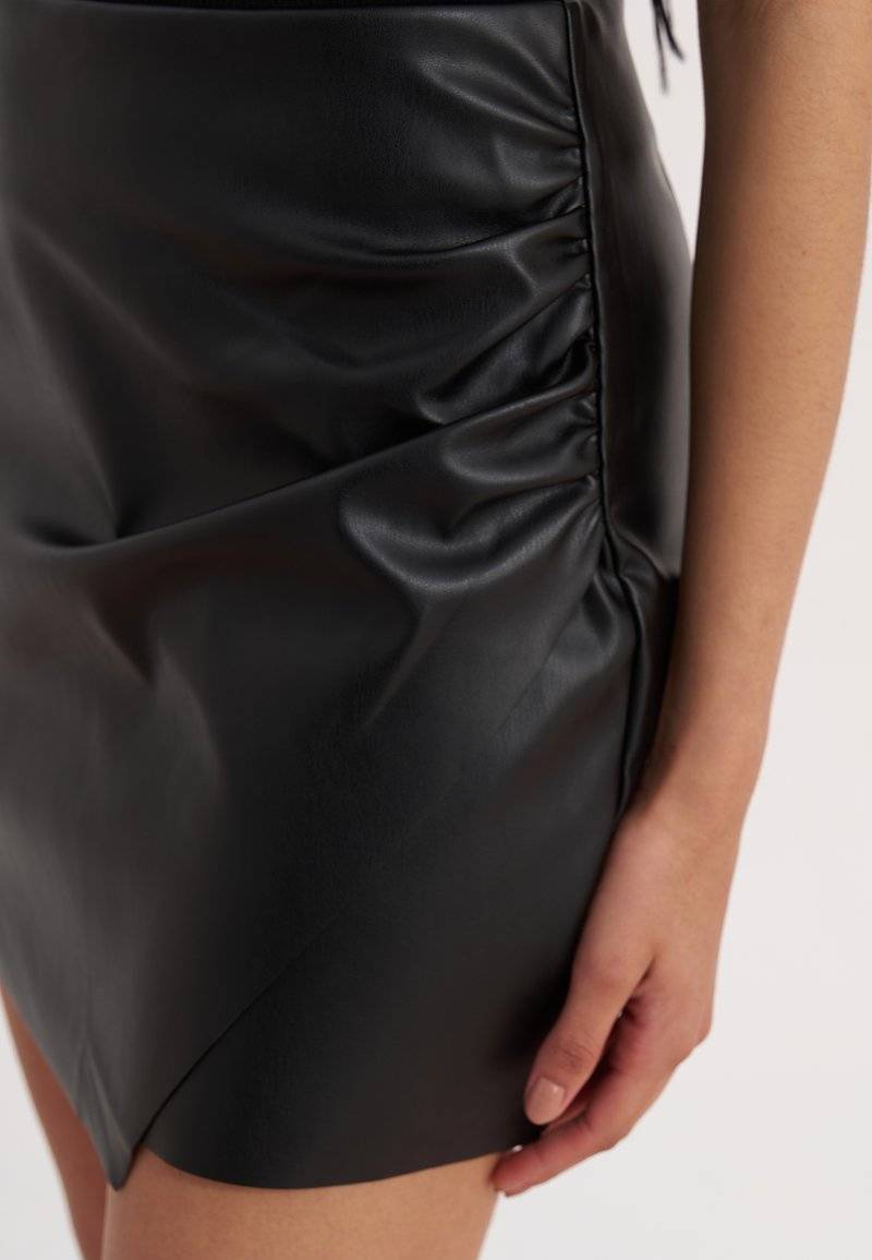 Even&Odd Even&Odd Mini skirt - black Kostenlose Rückgabe