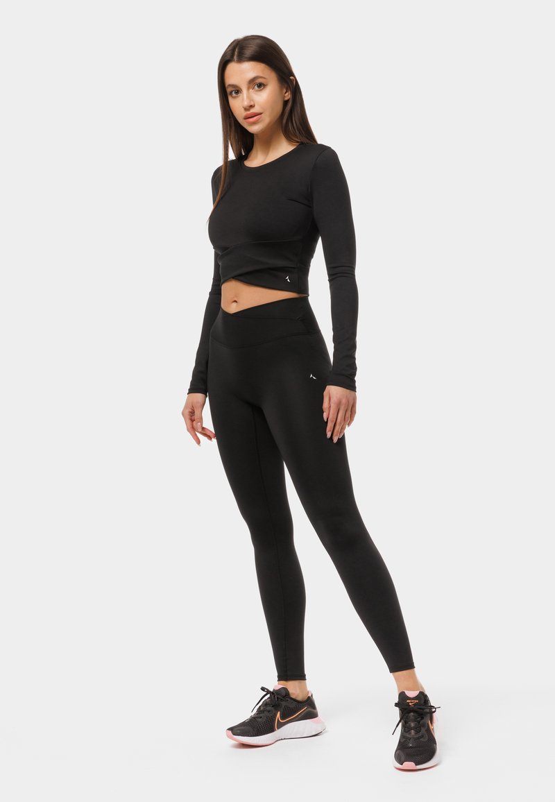 carpatree carpatree CROSSOVER HIGHWAIST - Leggings - black Flash Sale
