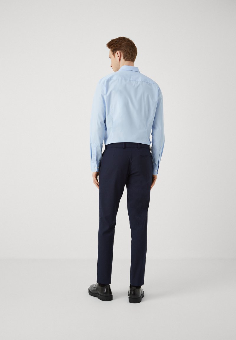 Isaac Dewhirst Isaac Dewhirst BASIC PLAIN SUIT SET - Suit - dark blue Super Sparpreis