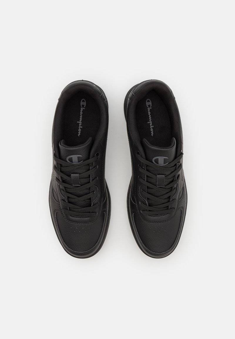 Champion Champion Training shoe - triple black Versandkostenfrei