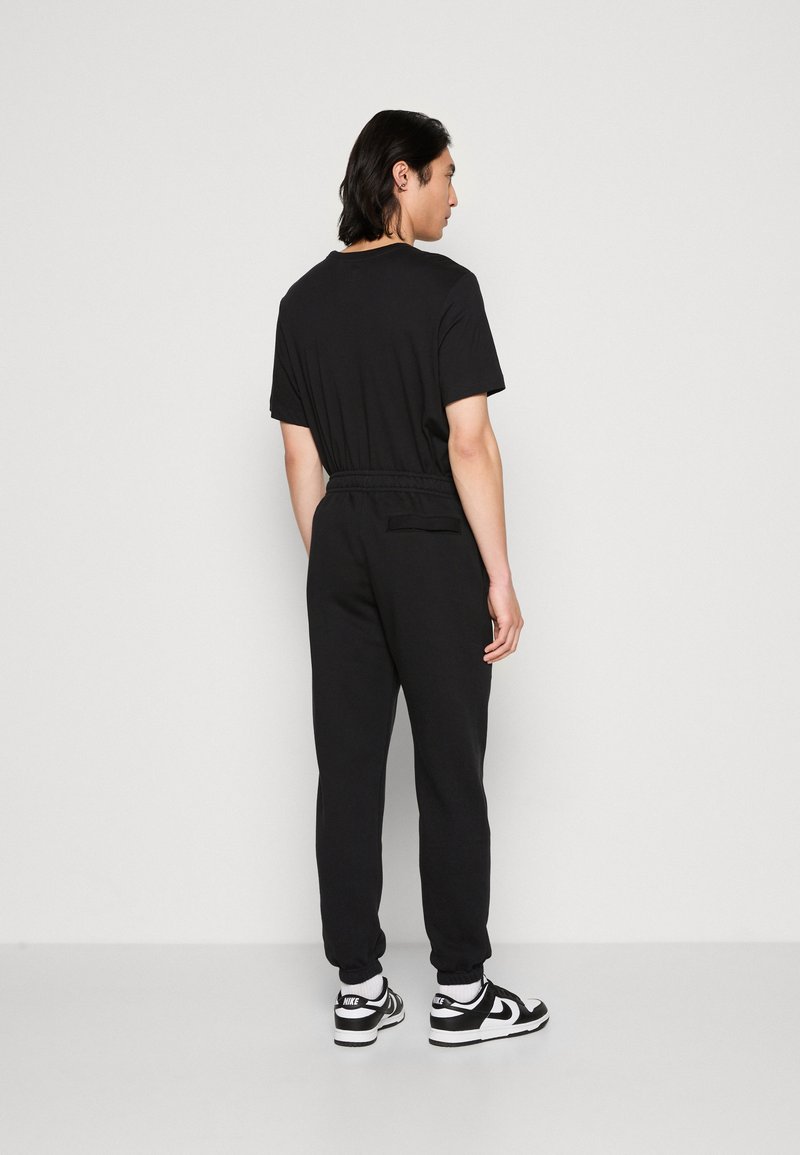 Nike Sportswear Nike Sportswear CLUB CF BB - Tracksuit bottoms - black Top Angebot