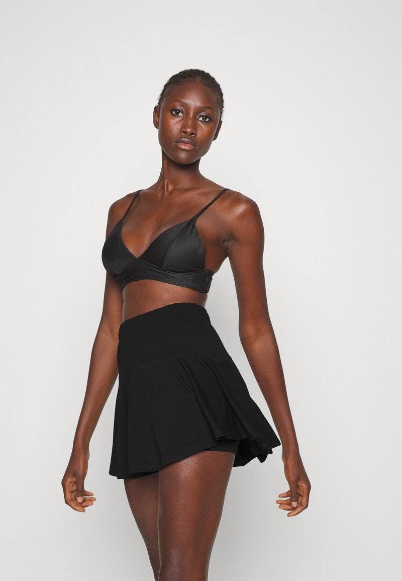 LASCANA LASCANA Mini skirt - black Blitzangebot
