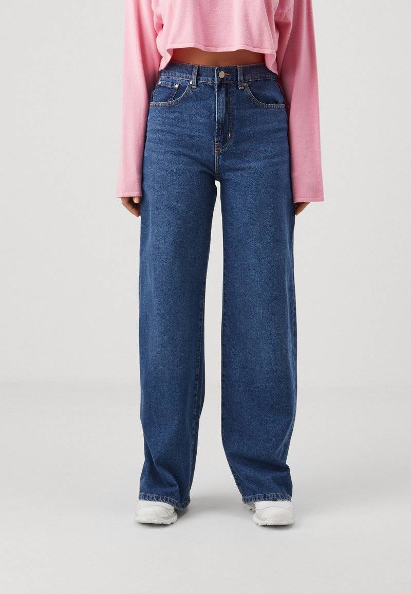 ONLY ONLY ONLHOPE LIFE WIDE - Relaxed fit jeans - medium blue denim Saisonale Angebote
