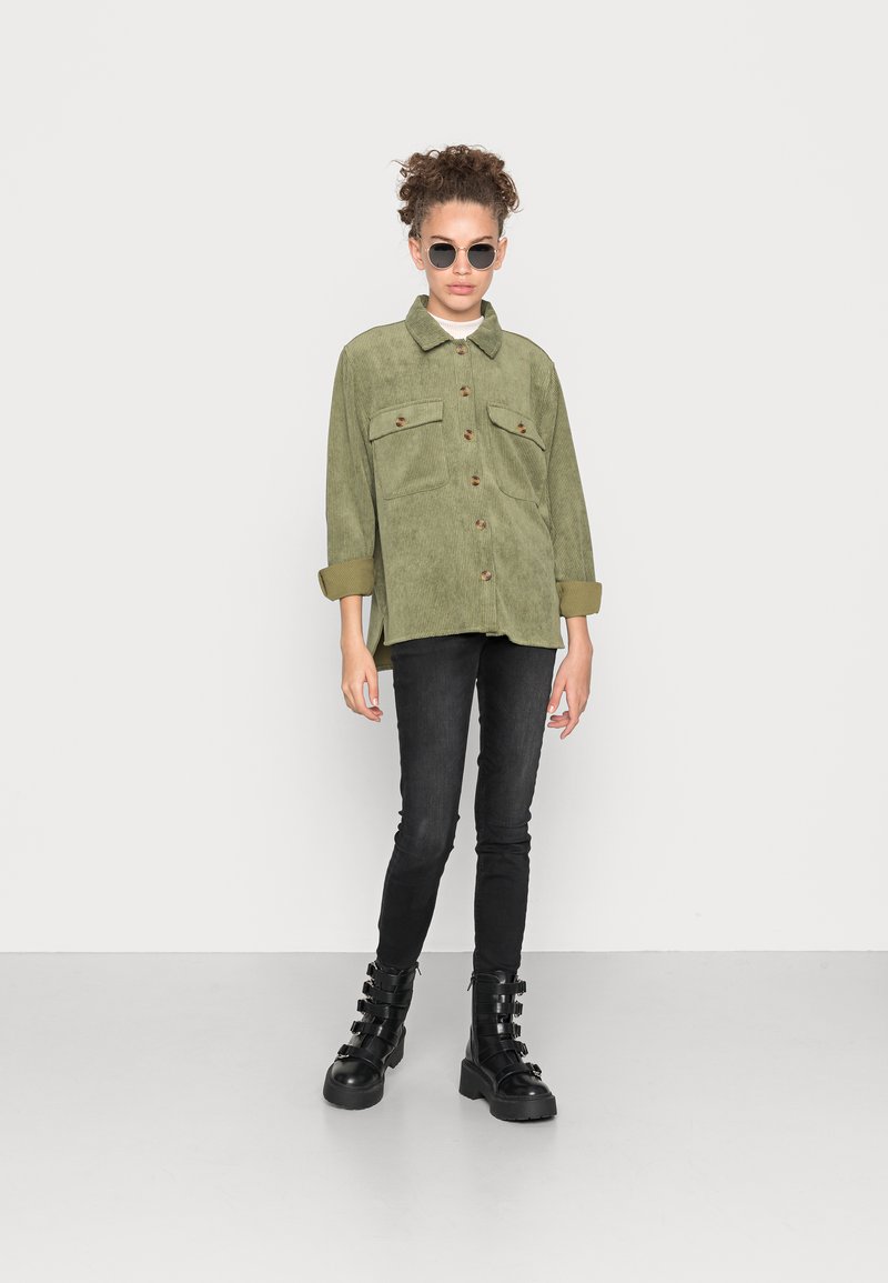 Pieces Pieces PCEFFI - Button-down blouse - olivine Wochenangebot