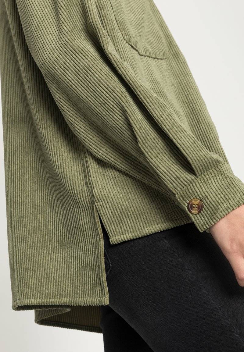 Pieces Pieces PCEFFI - Button-down blouse - olivine Wochenangebot