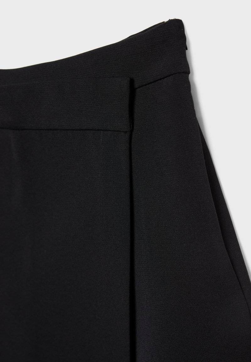 Stradivarius Stradivarius A-line skirt - black Neueste Stile