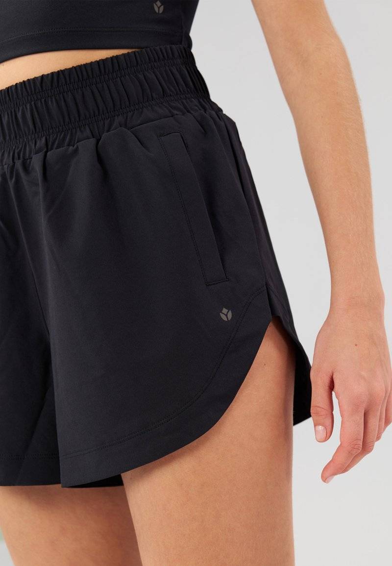 Even&Odd active Even&Odd active Sports shorts - black zollfrei