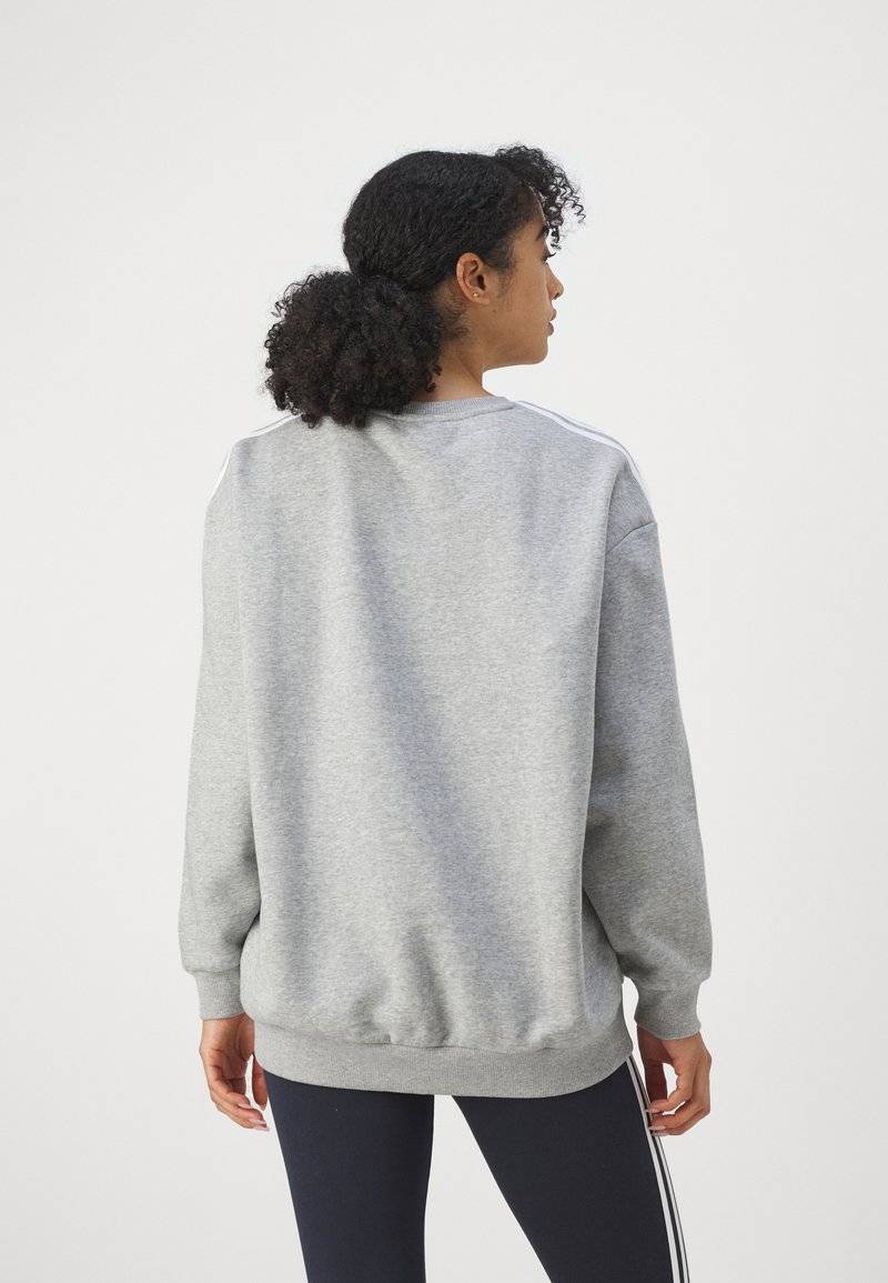 adidas Sportswear adidas Sportswear ESSENTIALS 3 STRIPES OVERSIZED - Sweatshirt Hotsell