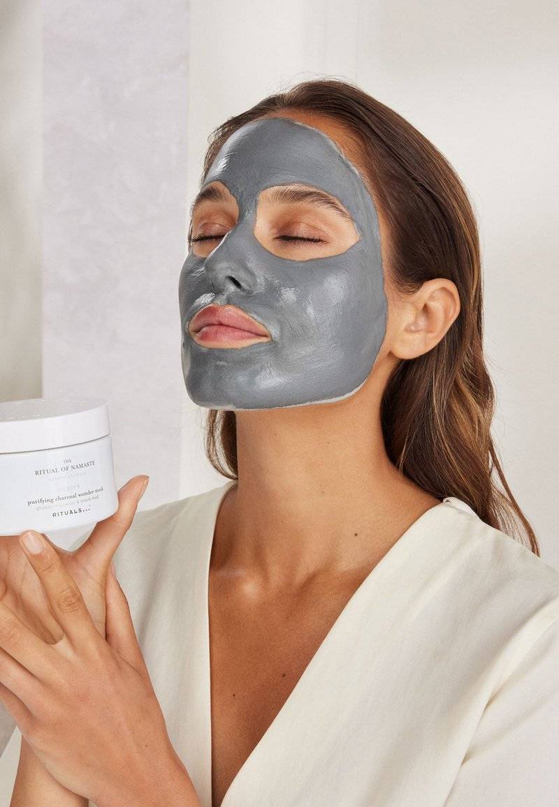 Rituals Rituals THE RITUAL OF NAMASTE PURIFYING CHARCOAL MASK - Face mask Heißer Verkauf