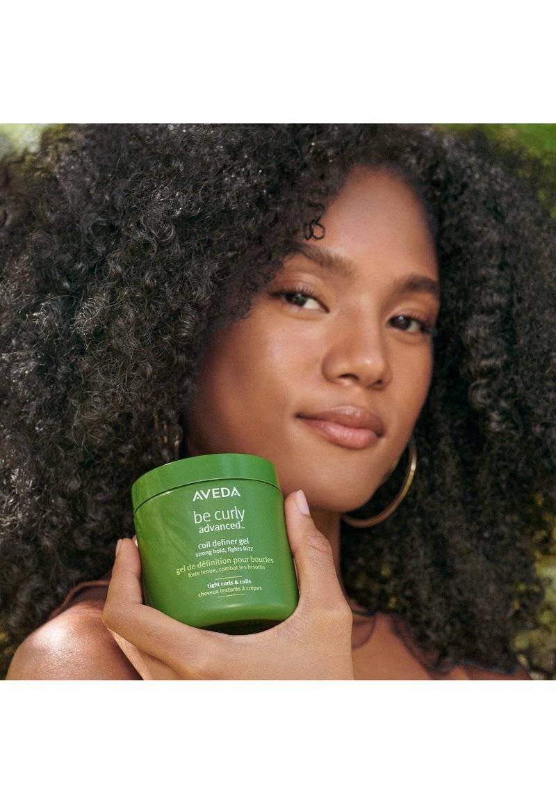 Aveda Aveda BE CURLY ADVANCED™ COIL DEFINER GEL - Hair styling Neueste Mode