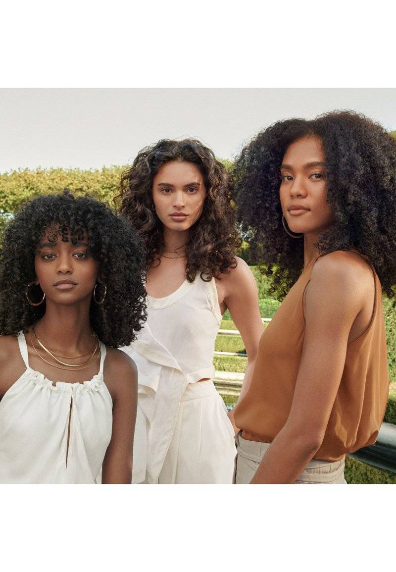Aveda Aveda BE CURLY ADVANCED™ COIL DEFINER GEL - Hair styling Neueste Mode