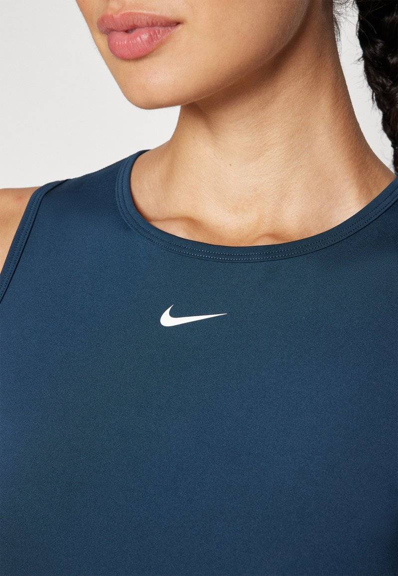 Nike Performance Nike Performance PRO CROP TANK - Top Online Outlet