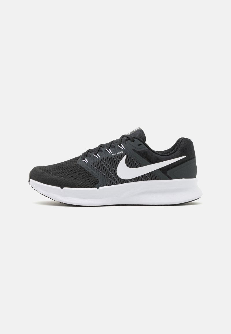Nike Performance Nike Performance RUN SWIFT 3 - Stability running shoes