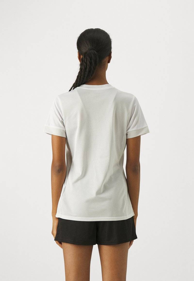 Puma Puma TEAMGOAL MATCHDAY - Sports T-shirt Tägliche Deals