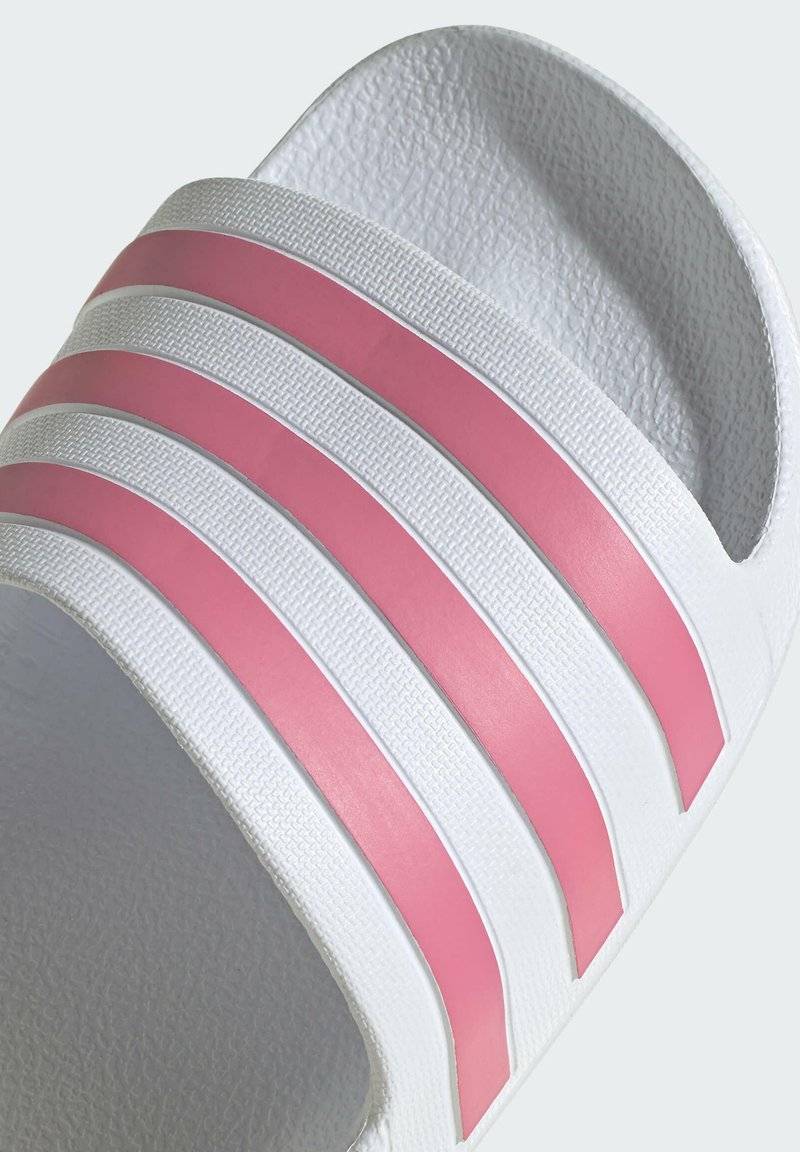 adidas Performance adidas Performance ADILETTE AQUA - Pool slides - white Sonderangebot der Fabrik