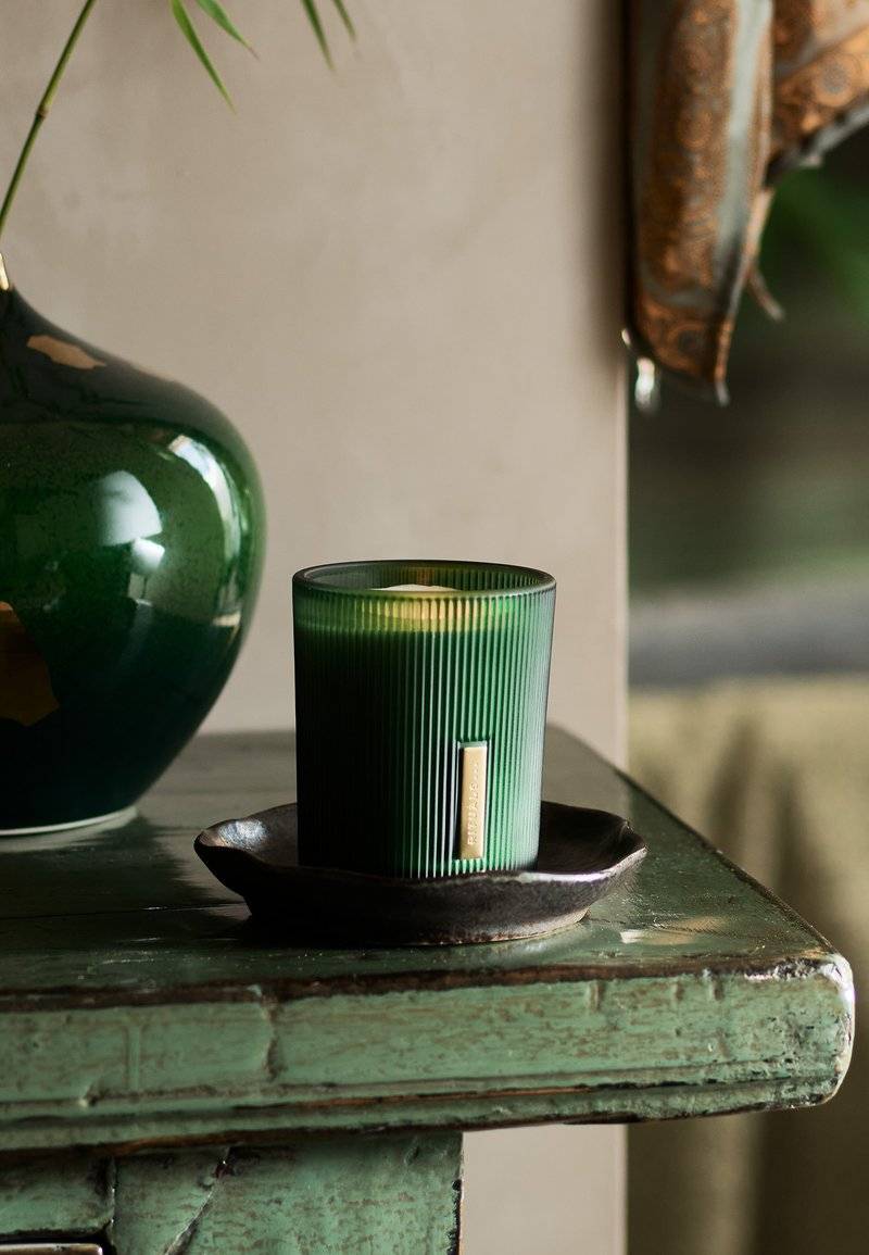 Rituals Rituals SCENTED CANDLE THE RITUAL OF JING - SUBTLE FLORAL - JUJUBE & LOTUS - Scented candle 50% Rabatt für begrenzte Zeit