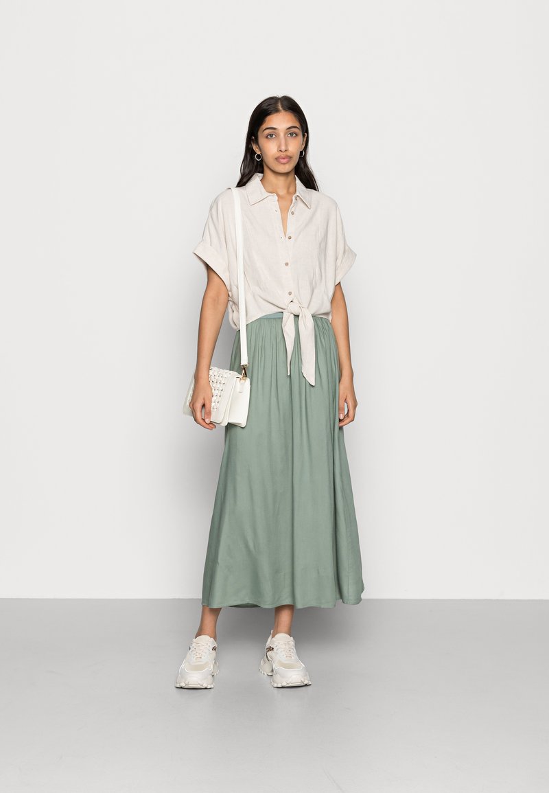 ONLY ONLY ONLVENEDIG - A-line skirt - chinois green Günstig kaufen