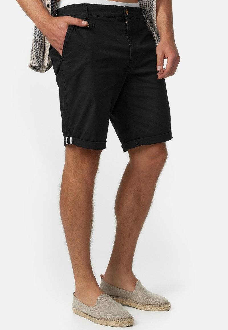 INDICODE JEANS INDICODE JEANS Shorts - black Flash Sale