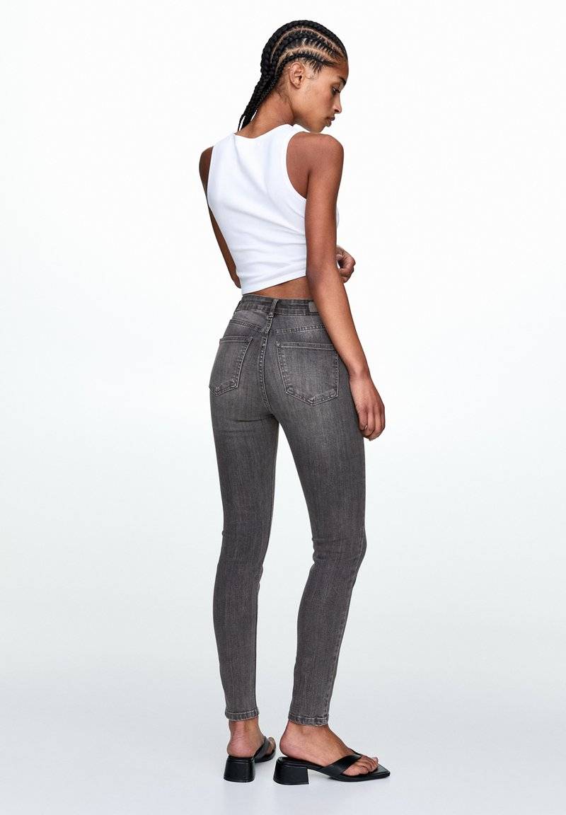 PULL&BEAR PULL&BEAR HIGH WAIST - Jeans Skinny Fit - grey denim Lagerräumung
