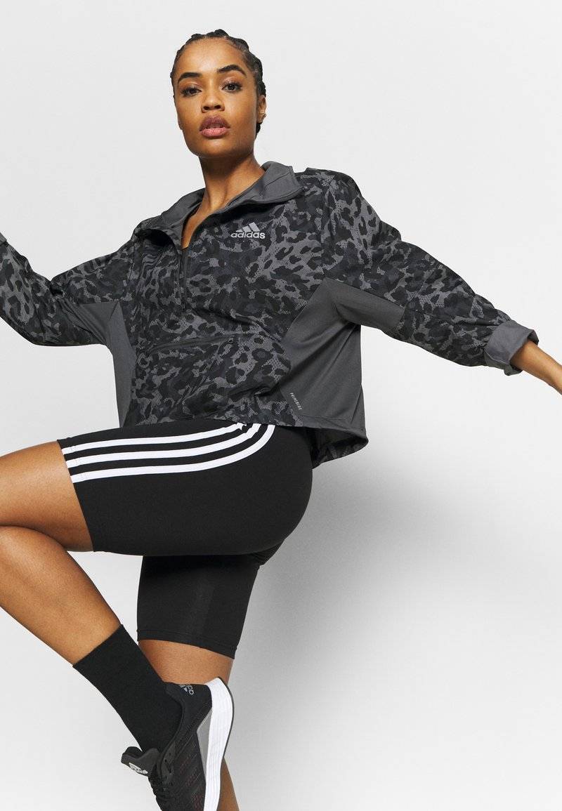 adidas Sportswear adidas Sportswear ESSENTIALS 3-STRIPES BIKE - Leggings Super Sparpreis