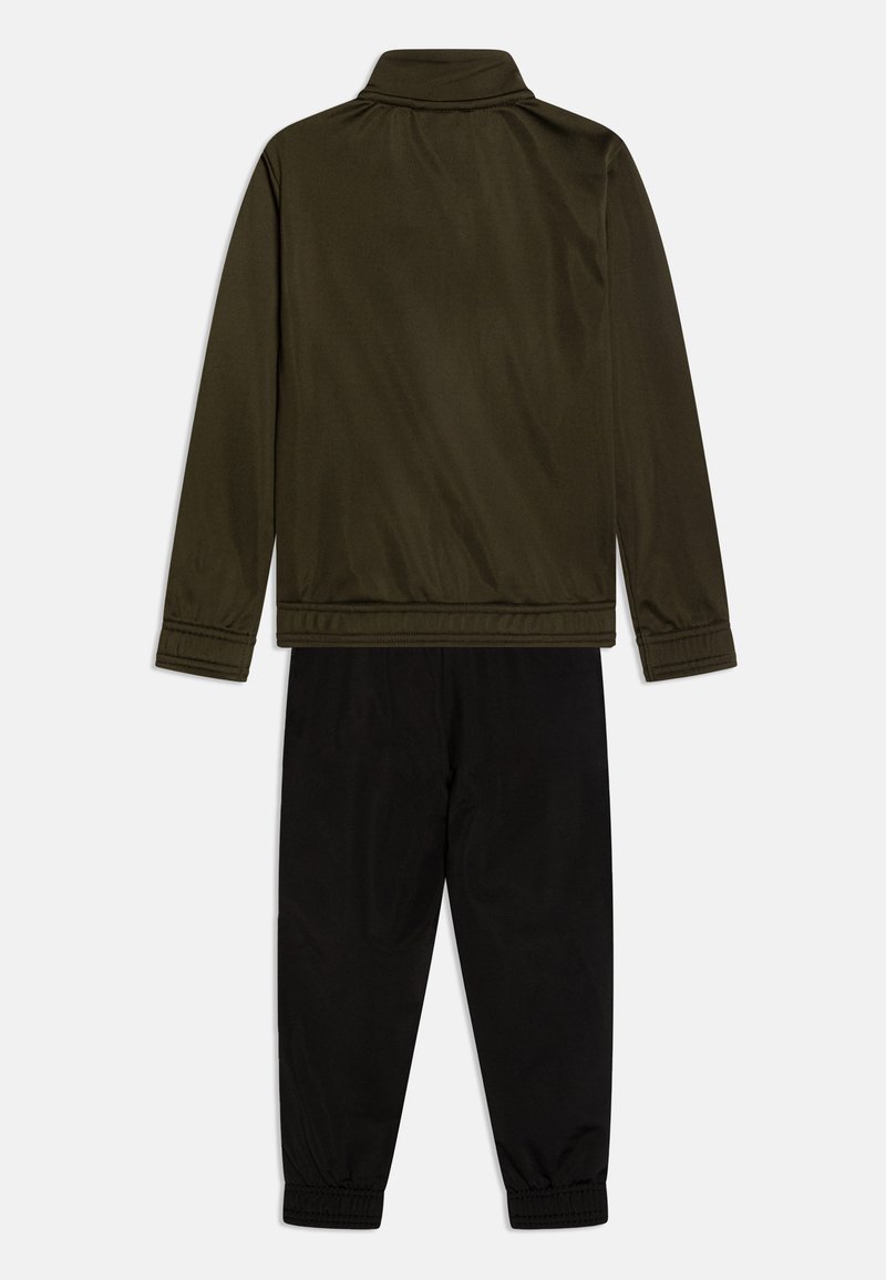 Puma Puma SUIT UNISEX SET - Tracksuit - dark olive Begrenzte Freigabe